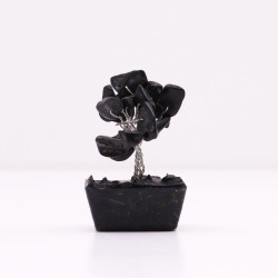 Mini árvore de pedras preciosas sobre base de orgonite - Ágata preta (15 pedras)