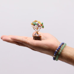Mini árbol de piedras preciosas sobre base de madera - Piedras múltiples (15 piedras)