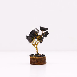 Mini árvore de pedras preciosas em base de madeira - Ágata preta (15 pedras)