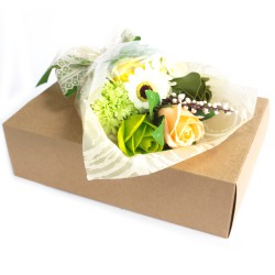Ramo de flores de sabão em caixa - verde
