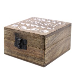 Caixa de madeira branca - Caixa para comprimidos 4x4 Design eslavo