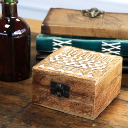 Caixa de madeira branca - 4x4 Aztec Design