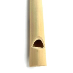 Apito simples de bambu para pássaros