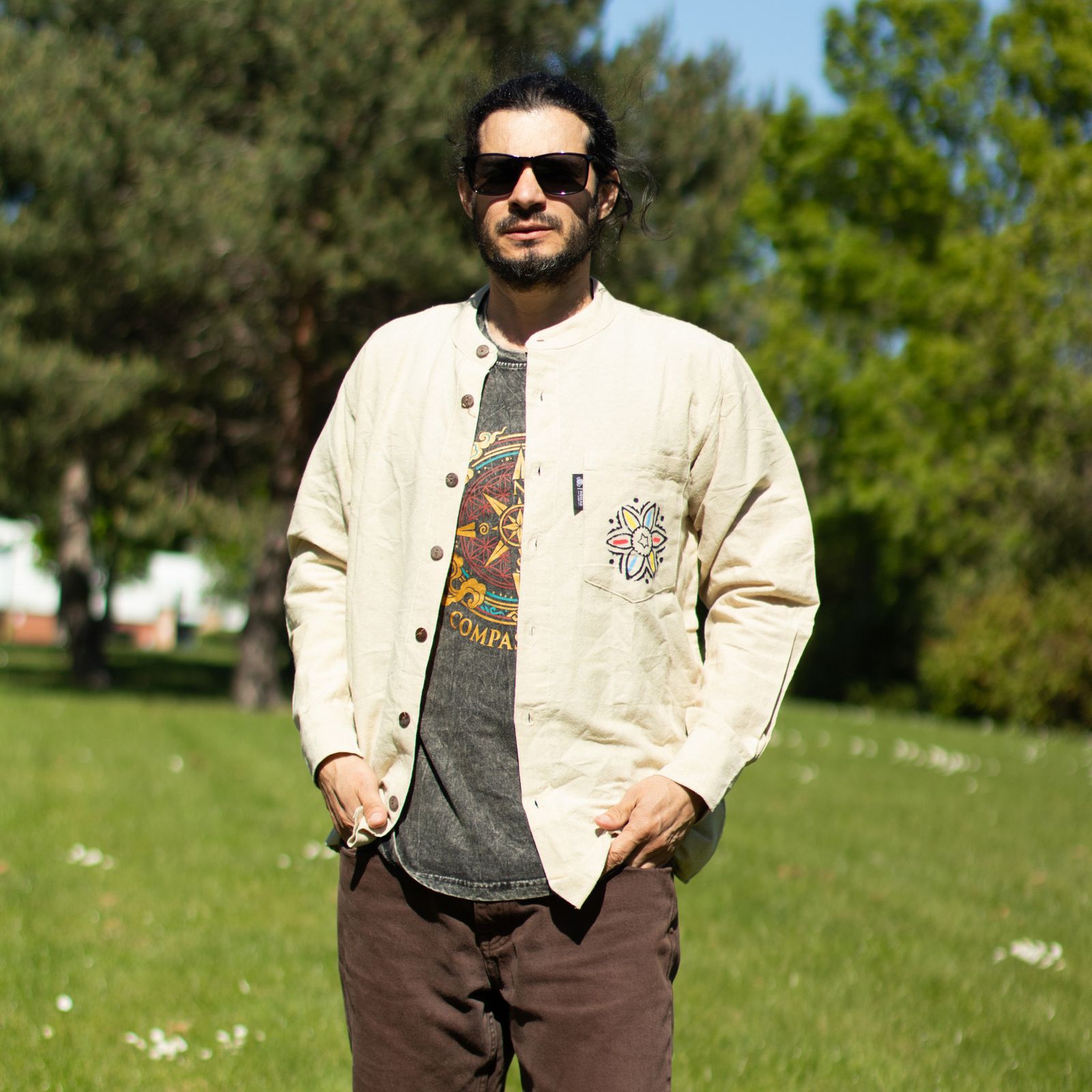 Camiseta de algodón lavado a piedra Nomad Sari - Mantente Salvaje, Hijo de la Luna - Azul - Pequeño - Imagen 8