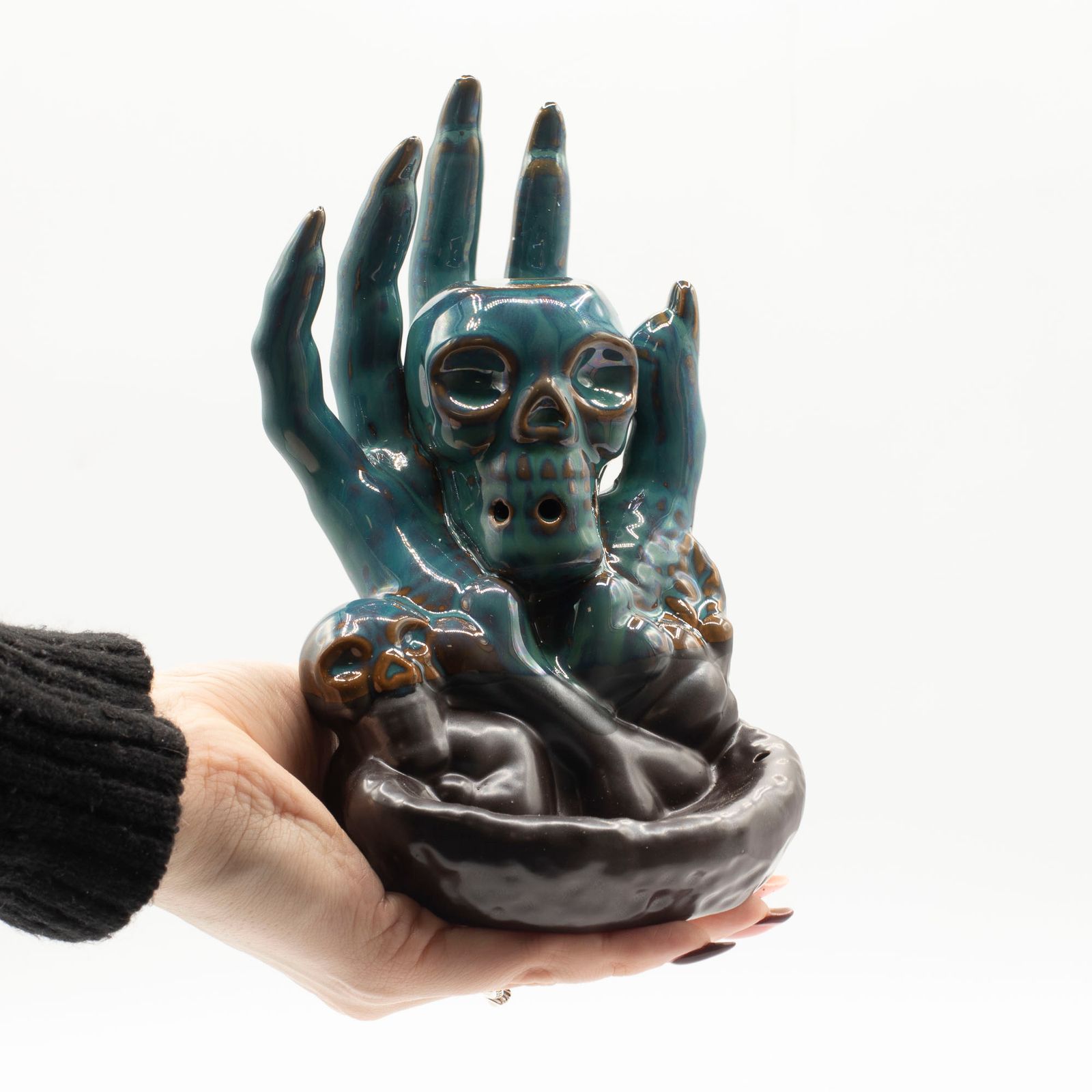 Quemador de incienso de flujo inverso - Calavera en la mano - Imagen 3