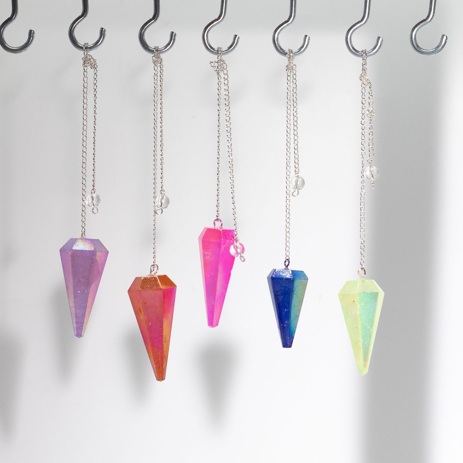 Péndulo de seis caras - Aurora Cristal Rosa - 4 cm - Imagen 3